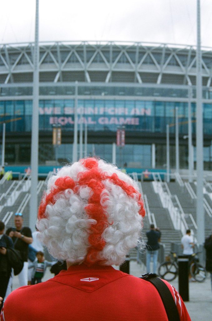 England wig. Wembley stadium, Euro 2020.