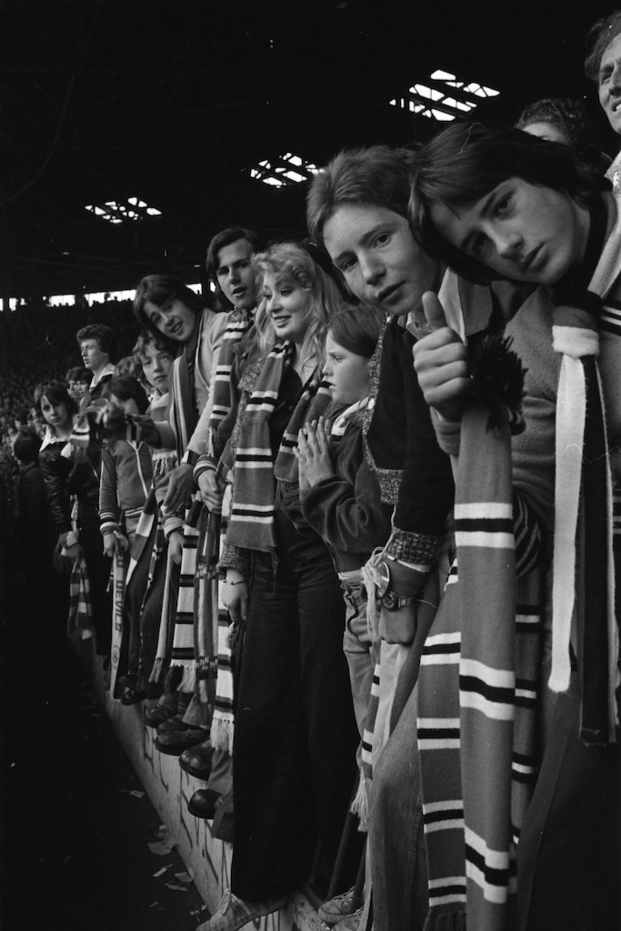 Manchester United and Manchester City football fans 1970s