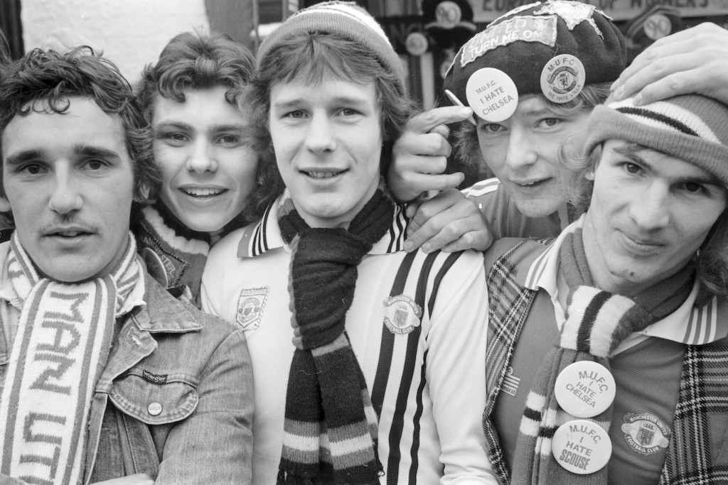 Manchester United and Manchester City football fans 1970s