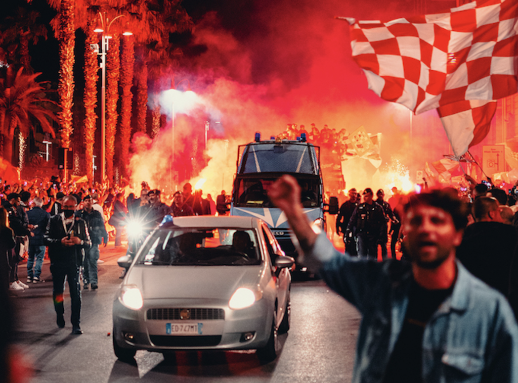 Bari fans