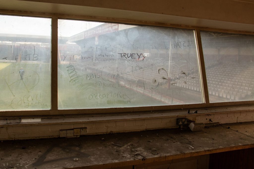 The Millmoor Ground | Rotherham United © Ian Parker | @_thesaturdayboy
