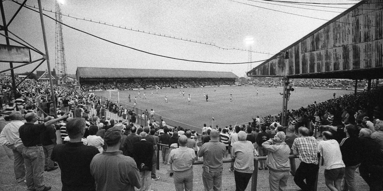 Elm Park, Reading versus Wycombe Wanderers. Tony Davis