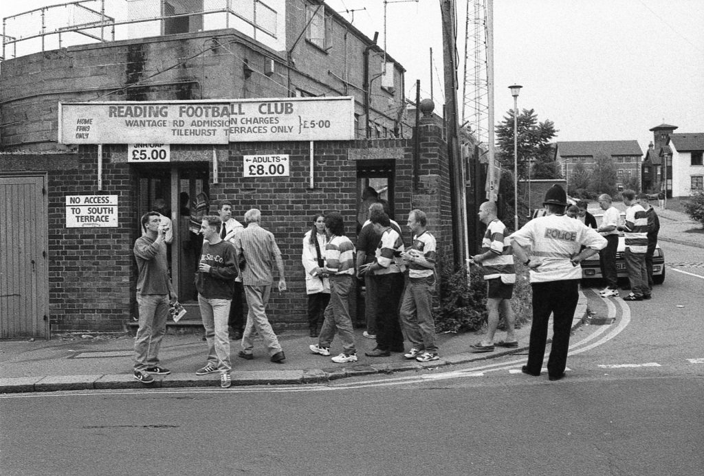 Elm Park, Reading versus Wycombe Wanderers. Tony Davis