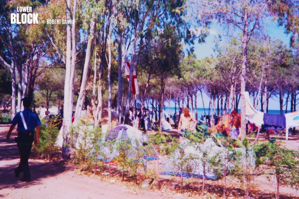 England Fans Italia 90 © Robert Davro