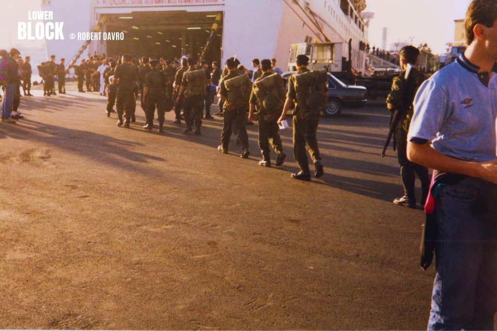 England Fans Italia 90 © Robert Davro