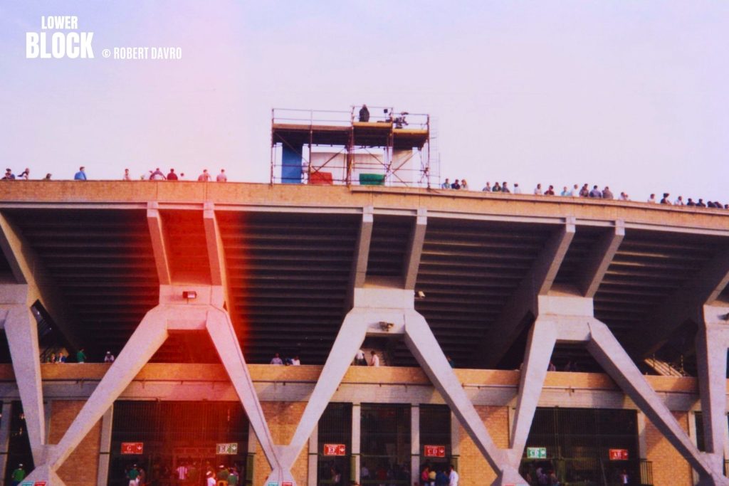 England Fans Italia 90 © Robert Davro