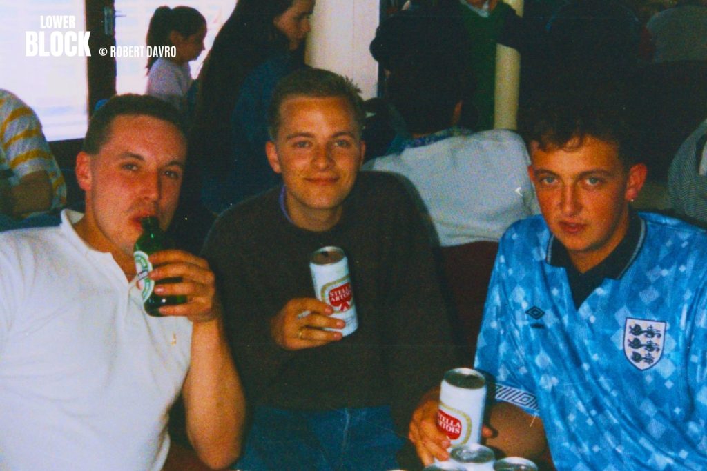 England Fans Italia 90 © Robert Davro