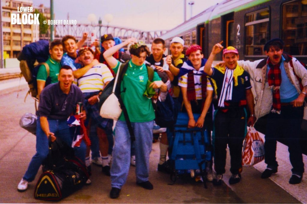 England Fans Italia 90 © Robert Davro