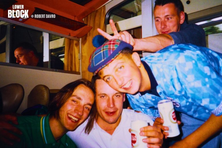 England Fans Italia 90 © Robert Davro