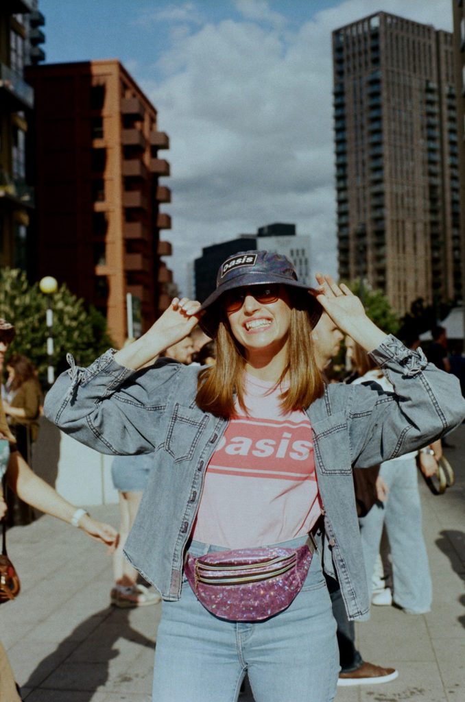 Oasis fans, Wembley Stadium