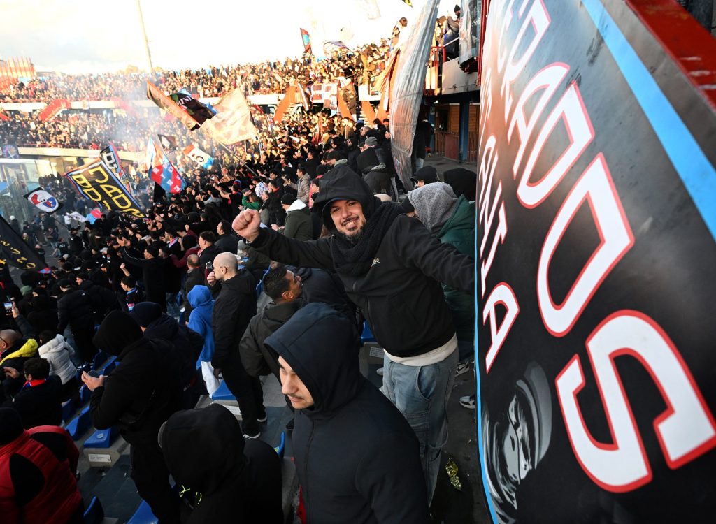 Burnley to Catania, Clive Lawrence Lower Block x 2Lab