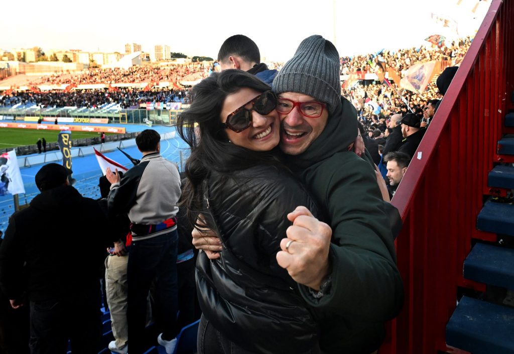 Burnley to Catania, Clive Lawrence Lower Block x 2Lab