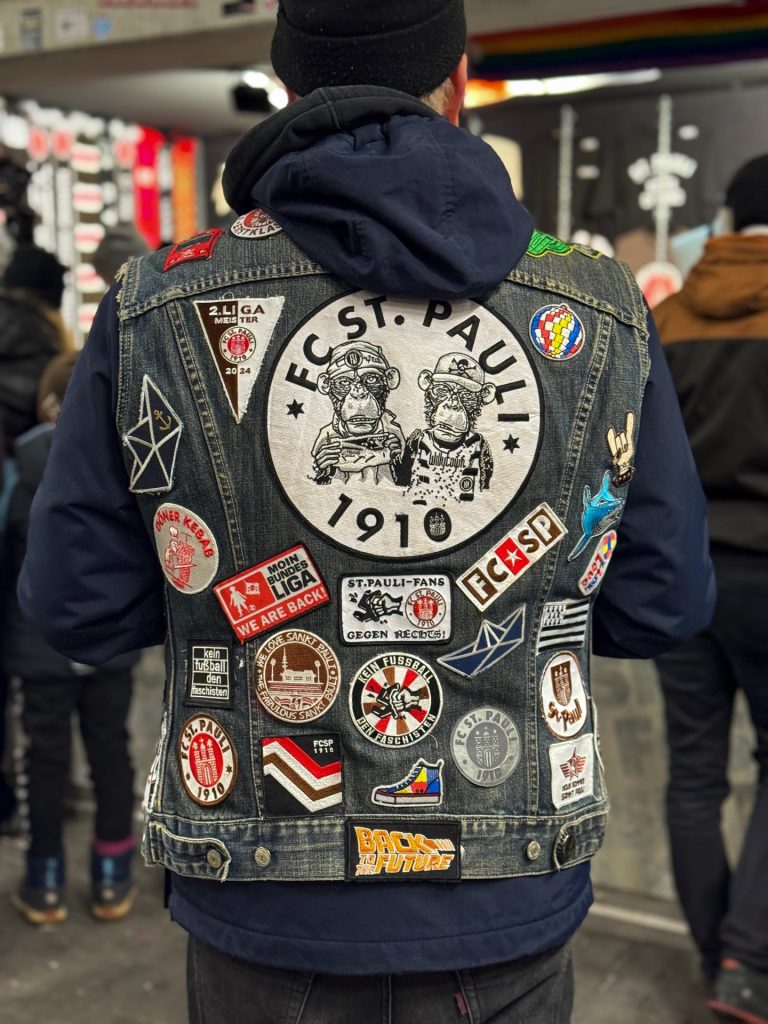 Kutte culture FC St. Pauli supporter © Guirec Munier