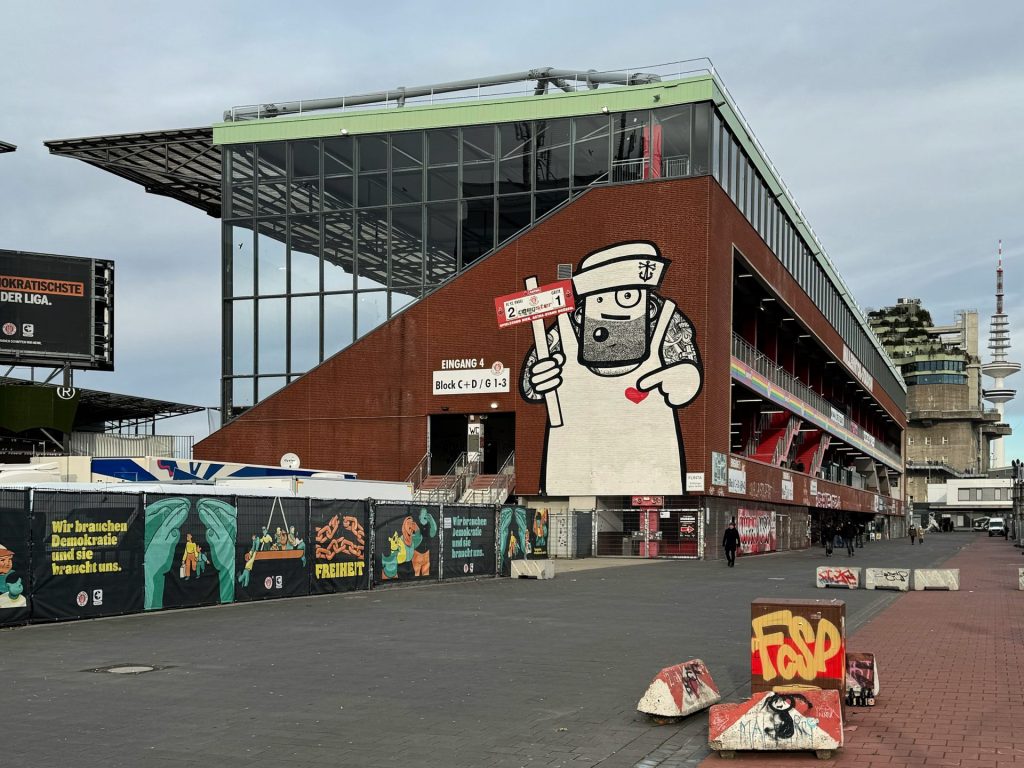 Football Murals and Street Art St. Pauli – Millerntor-Stadion
