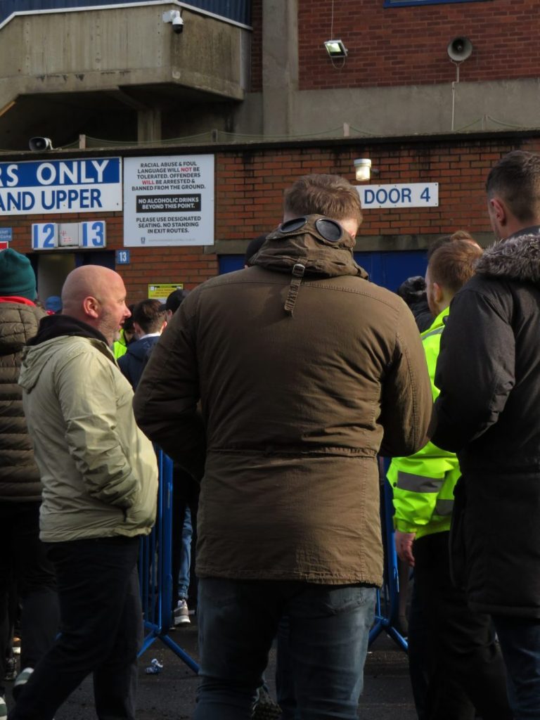 Sheffield Wednesday fans, Hillsborough Stadium © Proper Skint